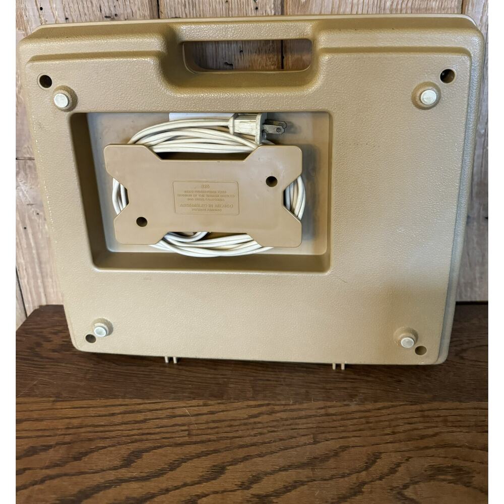 Vintage 1978 Fisher Price Record Player Works - Picture 12 of 13